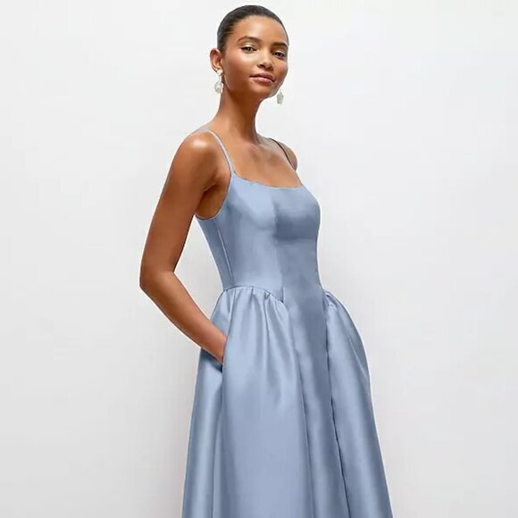 Scoop Neck Drop Basque Skirt Satin Maxi Dress with Pockets - Picture 2 of 5